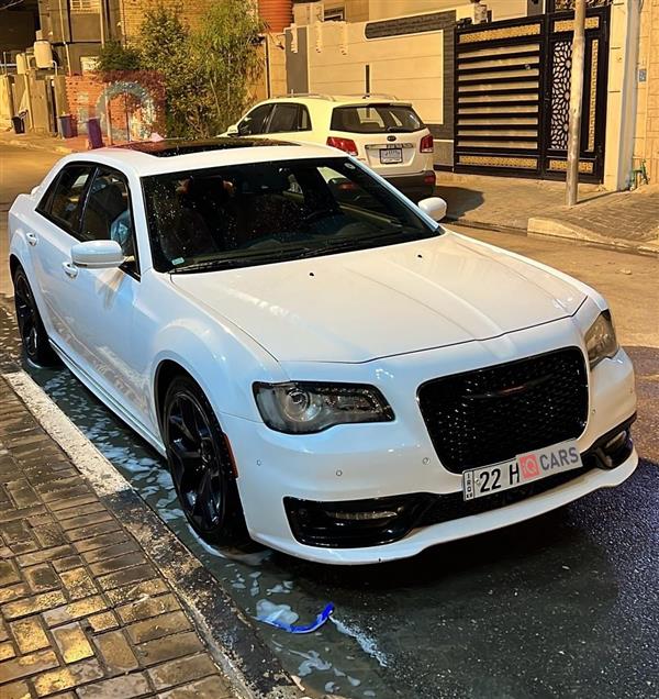 کرایسلەر 300 2021  بۆ فرۆشتن لە عێراق - بەسڕا